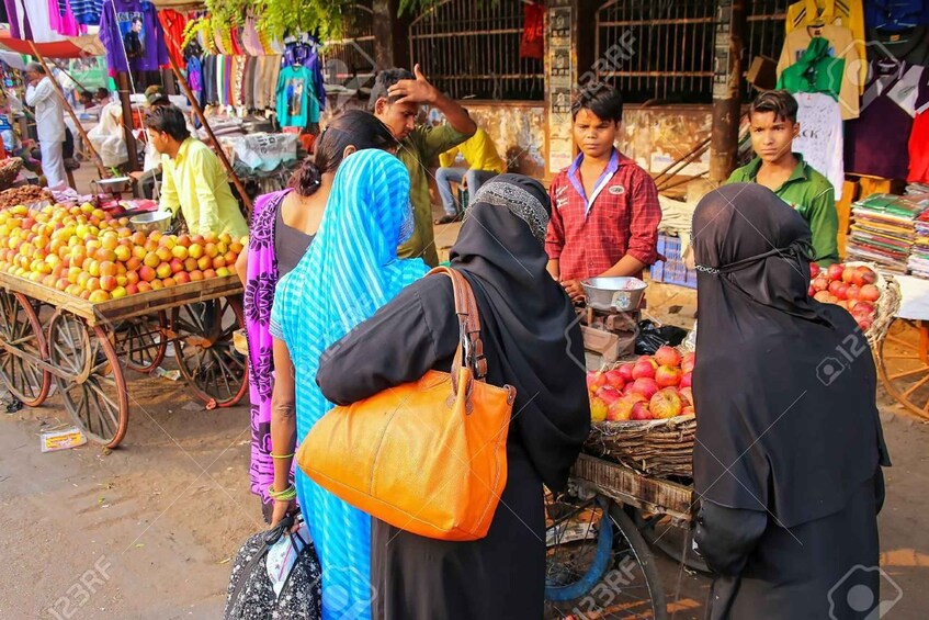 Picture 3 for Activity Agra: Heritage Walking Tour of Agra 2 Hours by Auto Rickshaw