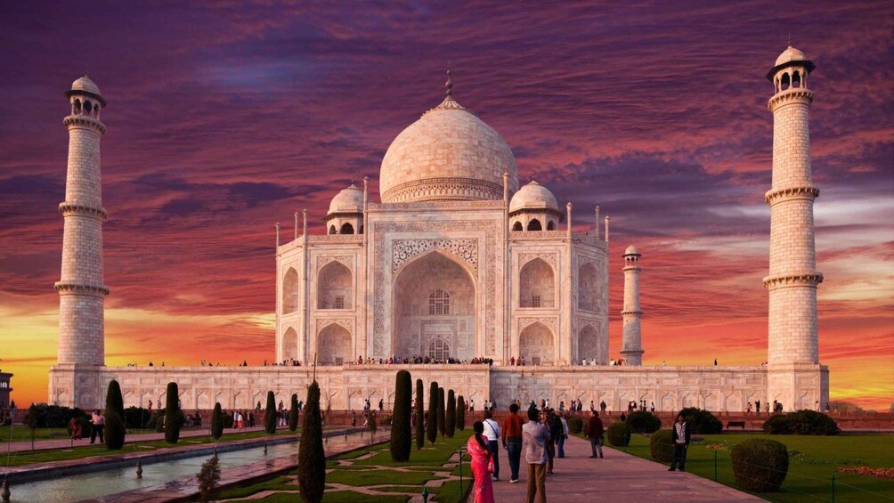Picture 9 for Activity From Delhi: Taj Mahal & Agra Private Day Tour