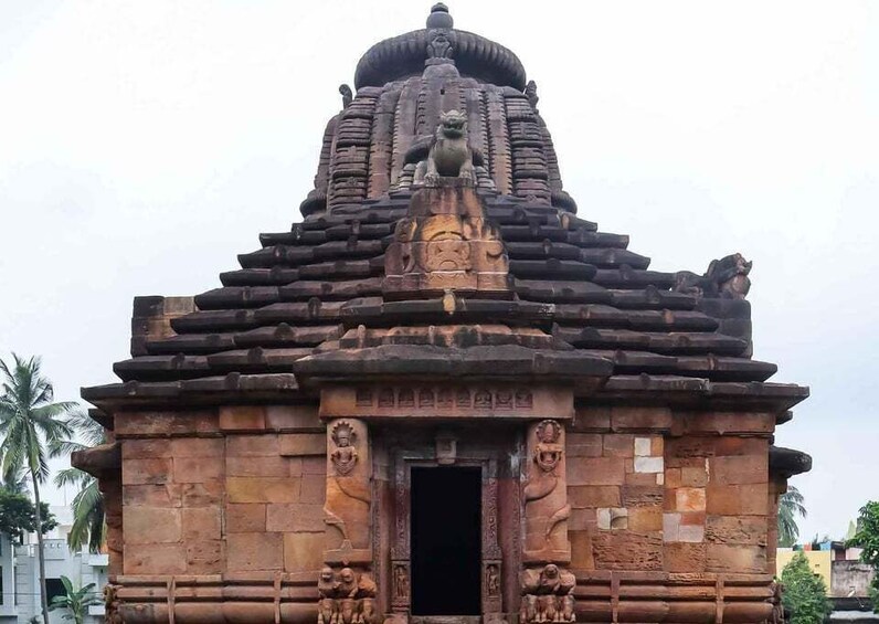 Spiritual Trails of Bhubaneswar (Guided Temples Tuktuk Tour)