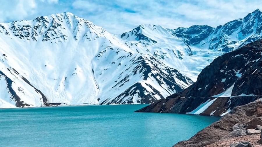 Santiago: Cajon del Maipo & Embalse El Yeso Trip with Picnic