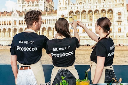 Boedapest: Avondrondvaart met onbeperkt prosecco