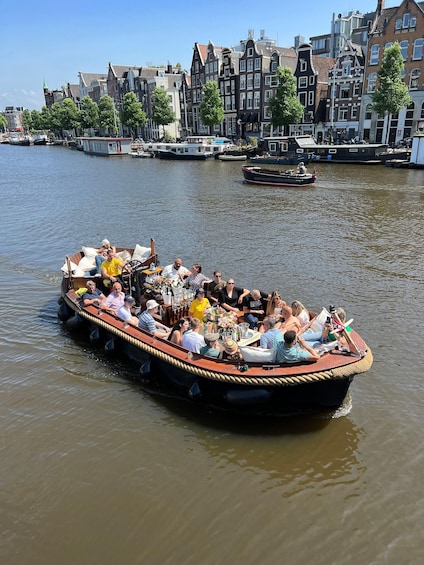 Amsterdam: Boat Tour with Optional Unlimited Drinks