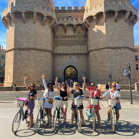 Picture 3 for Activity Valencia: All In One Daily City Tour by Bike and E-Bike