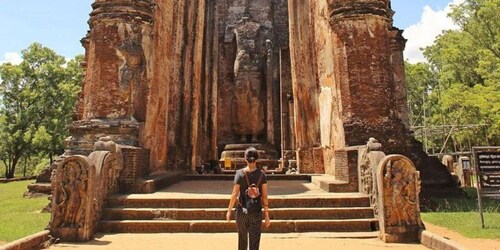 Exclusive : Polonnaruwa Ancient city exploration by Tuk-Tuk!
