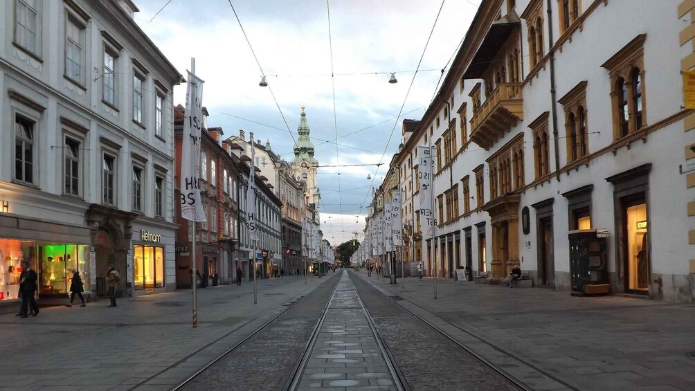 Picture 4 for Activity Graz - Private tour including Castle visit