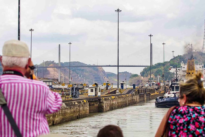 Picture 2 for Activity Panama Canal Cruise – Partial Transit with Lunch