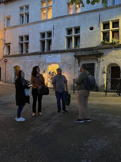 Picture 11 for Activity Avignon: The Night Amble Between Bourgeois and Christians