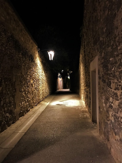 Picture 5 for Activity Avignon: The Night Amble Between Bourgeois and Christians