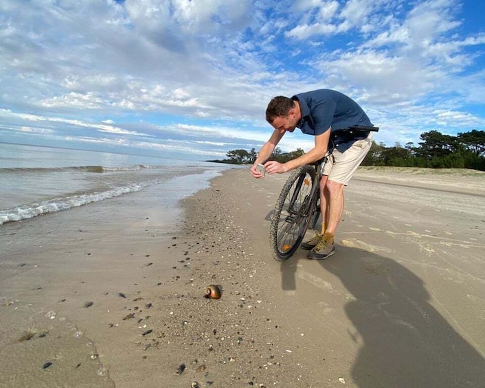 Picture 2 for Activity Colonia del Sacramento: Adventure Sightseeing Bike Tour