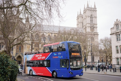 Warner Bros. Studio London med transport + 1 dag Hop-on Hop-off London Bus