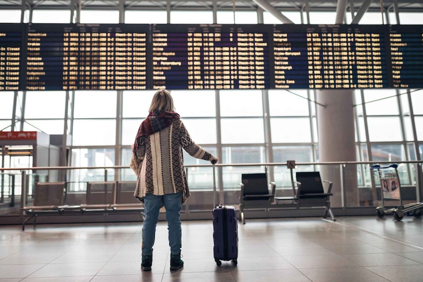 Leticia Arrival or Departure Transfer: Alfredo Vásquez Cobo