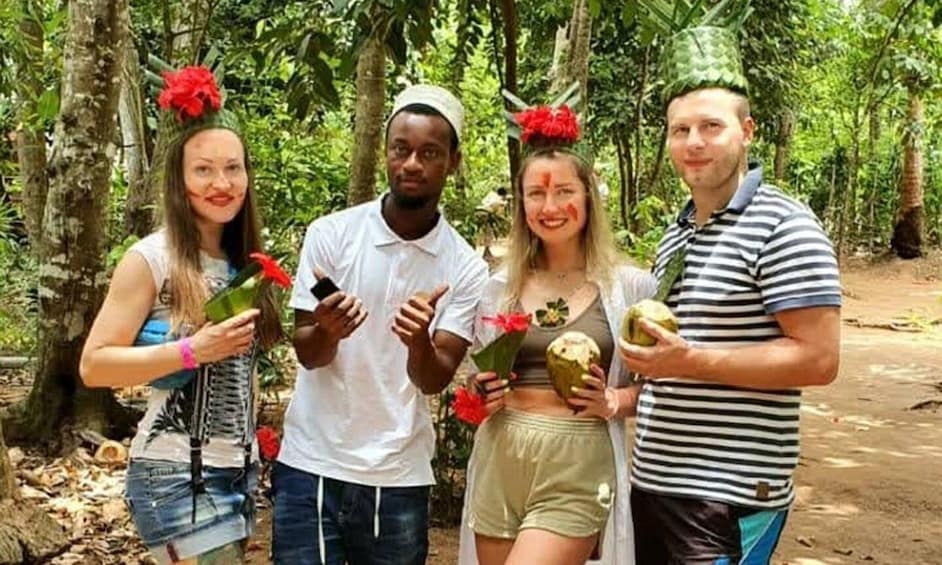 Zanzibar : Spice farms tour & Traditional cooking class