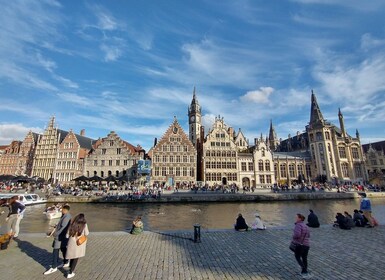 Ghent (Gent) Guidad stadsvandring med höjdpunkter med lätt måltid