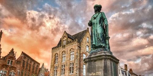 Bruges: Nightly Tales and Untold History Walking Tour