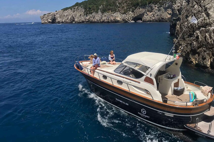 Picture 7 for Activity Positano: Boat Tour of Capri with Drinks and Snacks