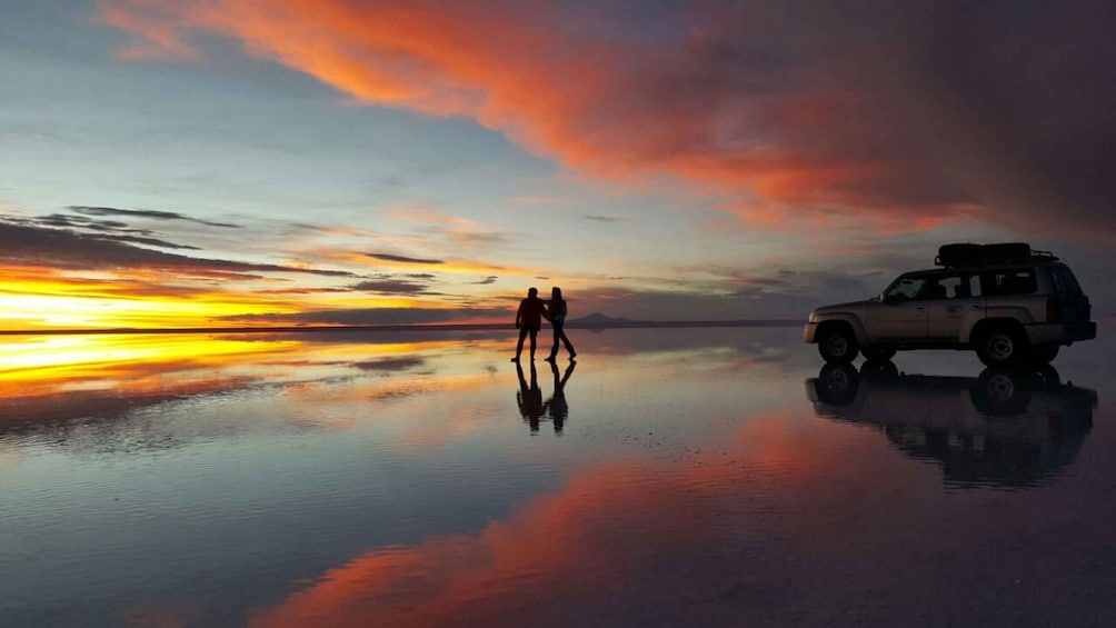 Picture 1 for Activity Uyuni Salt Flat at sunset and Starry Night | Private Tour |