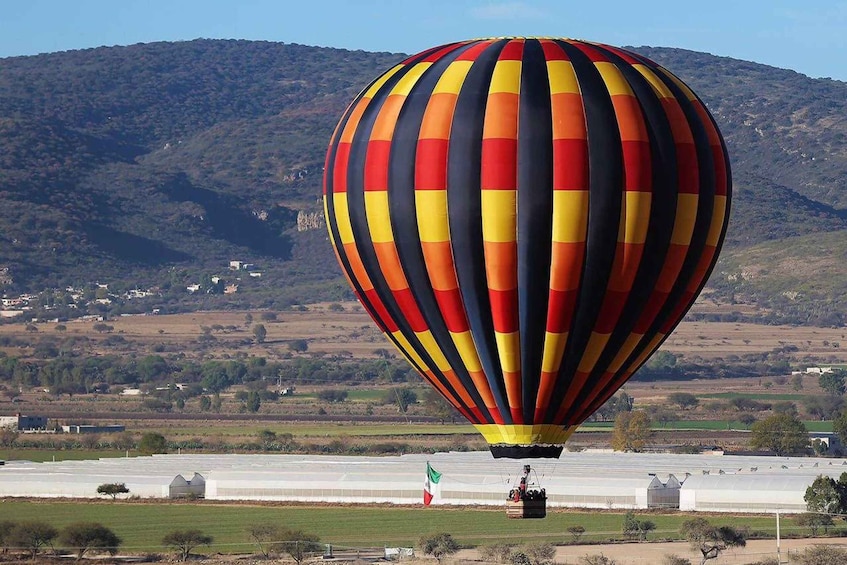 Tequisquiapan: Shared Hot Air Balloon Flight and Breakfast