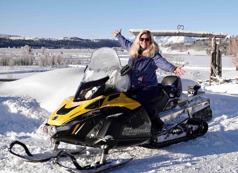 Jackson Hole: Grand Teton Full-Day Snowmobile Tour