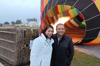 Tour privato a Teotihuacan e giro in mongolfiera