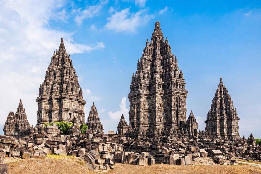 Picture 10 for Activity Yogyakarta: Breakfast at Borobudur & Prambanan Private Tour