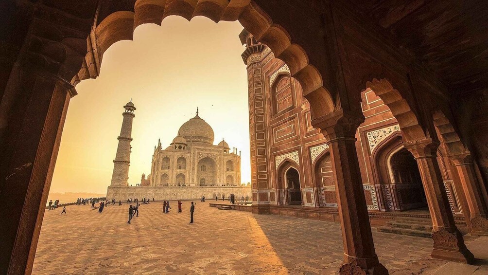 Picture 5 for Activity Taj Mahal Sunrise and Agra Fort Tour From Jaipur