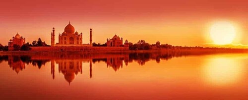 Taj Mahal Sunrise og Agra Fort Tour fra Jaipur