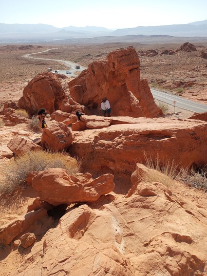 From Las Vegas: Valley of Fire Small Group Tour