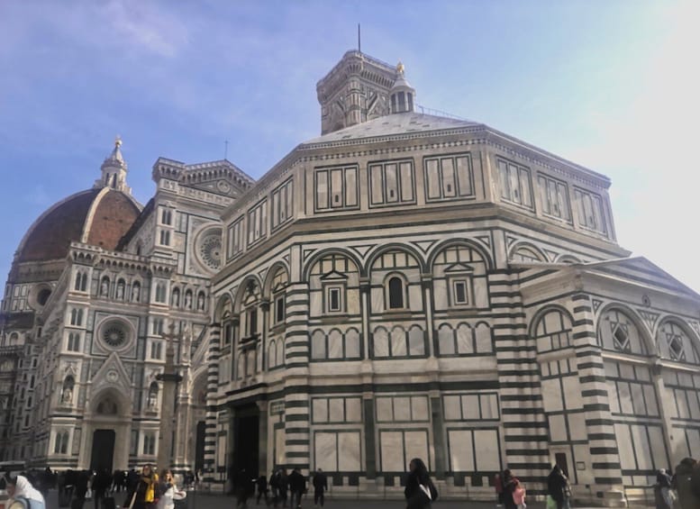 Picture 4 for Activity Florence: Walking Food Tour at Sunset with Tastings