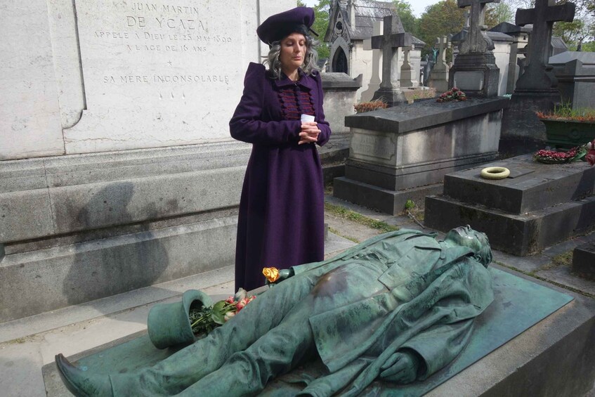 Picture 2 for Activity The Père Lachaise Cemetery guided by the Great Sibylle