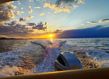 Romantische Sonnenuntergangskreuzfahrt ab Zadar mit dem Schnellboot