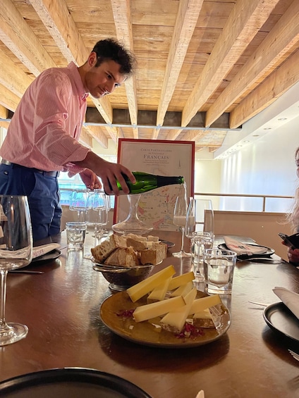 Lyon: Wine Tasting & Cheese Pairings with a French Sommelier