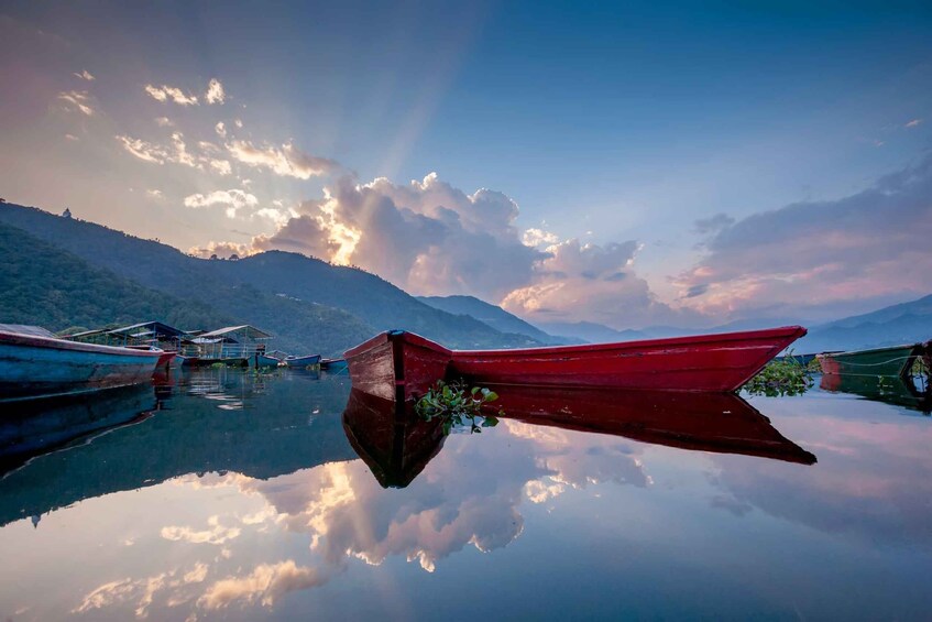 Picture 9 for Activity Nepal: 7 Day Luxurious Kathmandu Pokhara Chitwan Tour