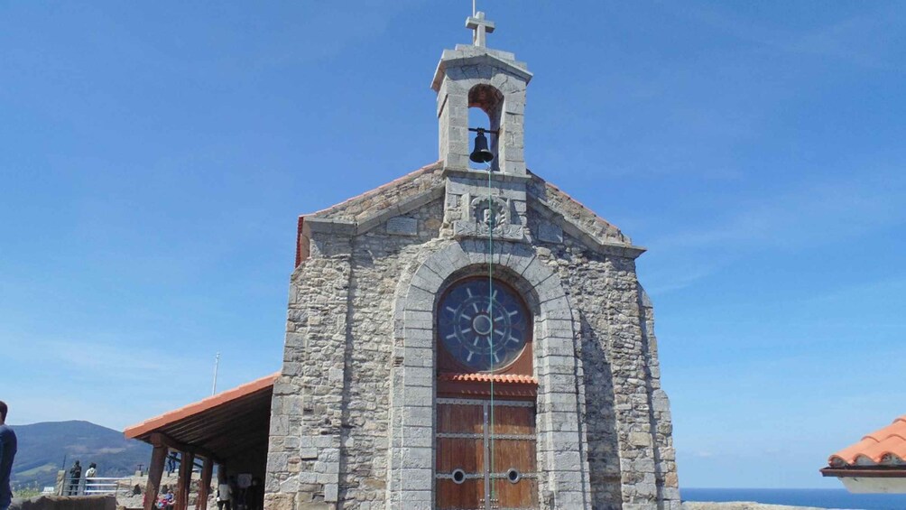 Picture 9 for Activity Bizkaia Bridge & Gernika/Bermeo & Gaztelugatxe Private Tour