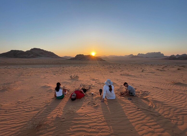 Picture 2 for Activity 4Hour Jeep Tour (Morning or Sunset) Wadi Rum Desert Highligh