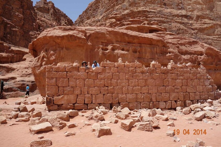 4Hour Jeep Tour (Morning or Sunset) Wadi Rum Desert Highligh