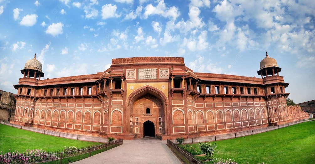 Picture 1 for Activity From New Delhi : 1-day Private Taj Mahal & Agra Tour by Car