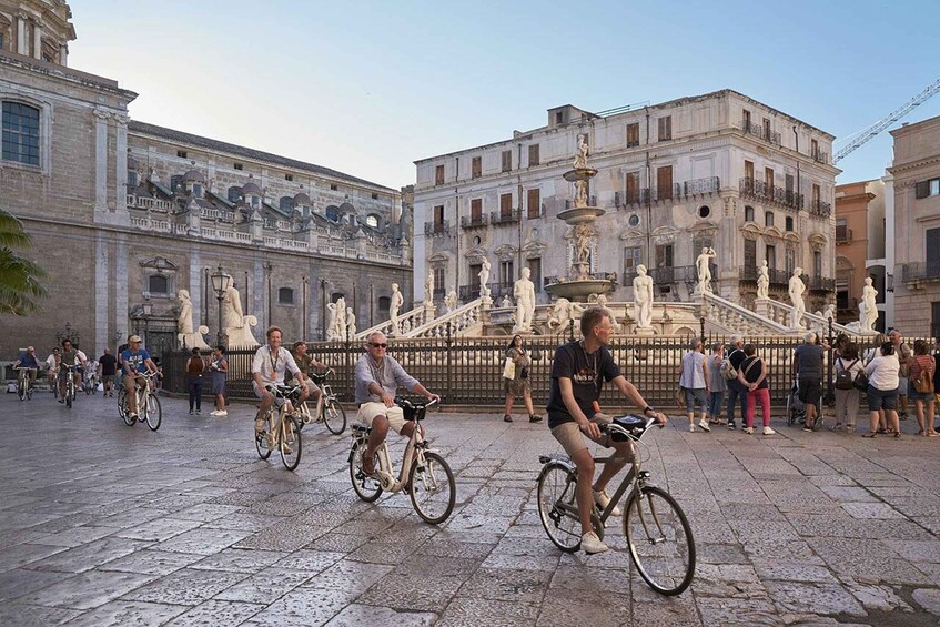 Picture 4 for Activity Fast And Furious Bike Tour in Palermo