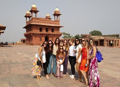 Taj Mahal Zonsopgang & Agra Fort Tour met Fatehpur Sikri