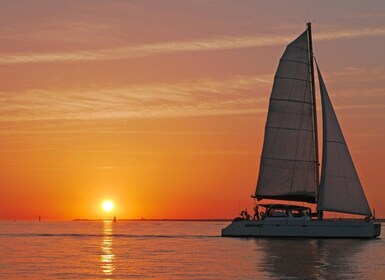 La Rochelle: 2-Hour Sunset Sailing Cruise