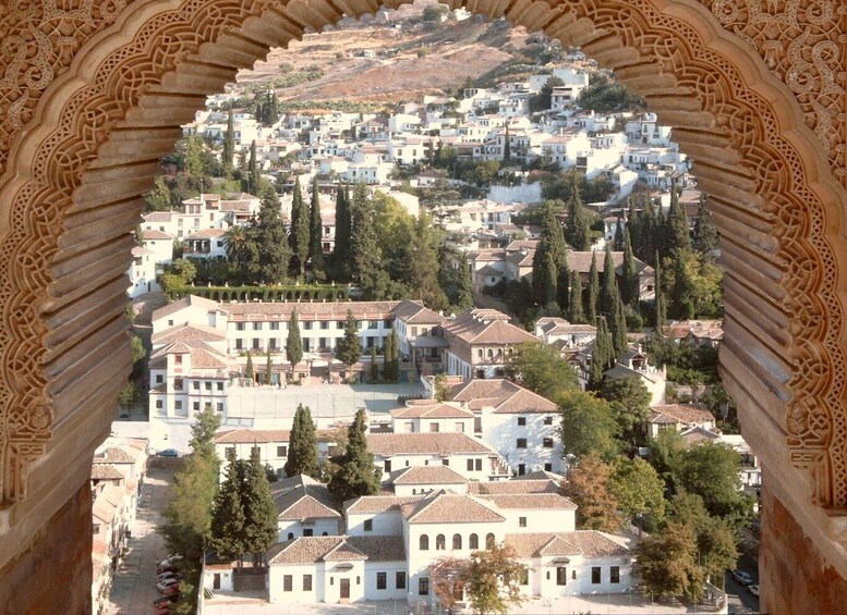 Picture 4 for Activity Albaicín & Sacromonte: Tour with Flamenco Show