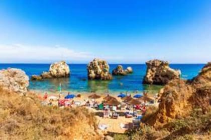 Albufeira Top Beaches, Old Town & New Town Tour 2h