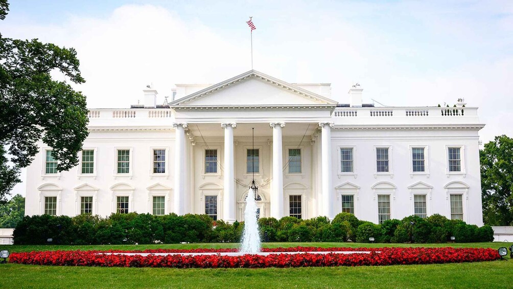 Picture 6 for Activity Washington Audioguide - TravelMate app for your smartphone