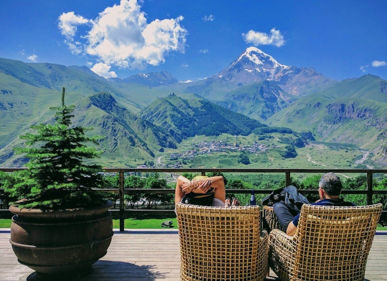 From Tbilisi:The Best of Kazbegi&Gudauri Mountains