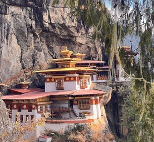 Bhutan: All-inclusive Tour to happiest Country (3 to 5 days)