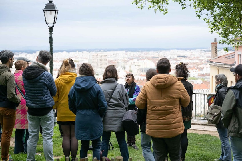 Theatrical visit: mysteries of the Croix-Rousse in French