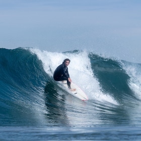 Surf the World Surf Reserve of Ericeira with a new friend