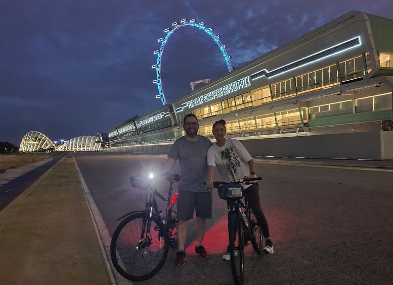 Picture 8 for Activity Singapore: Marina Bay Night Tour by Bicycle