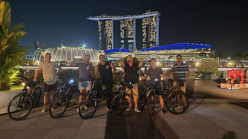 Picture 6 for Activity Singapore: Marina Bay Night Tour by Bicycle