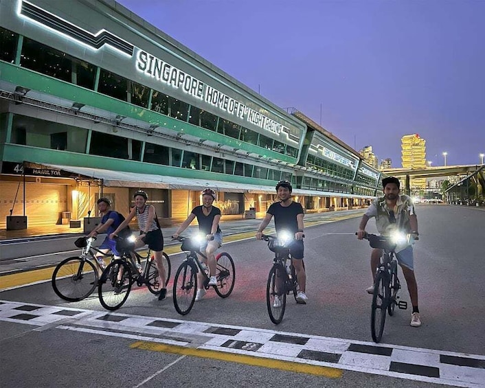 Picture 4 for Activity Singapore: Marina Bay Night Tour by Bicycle