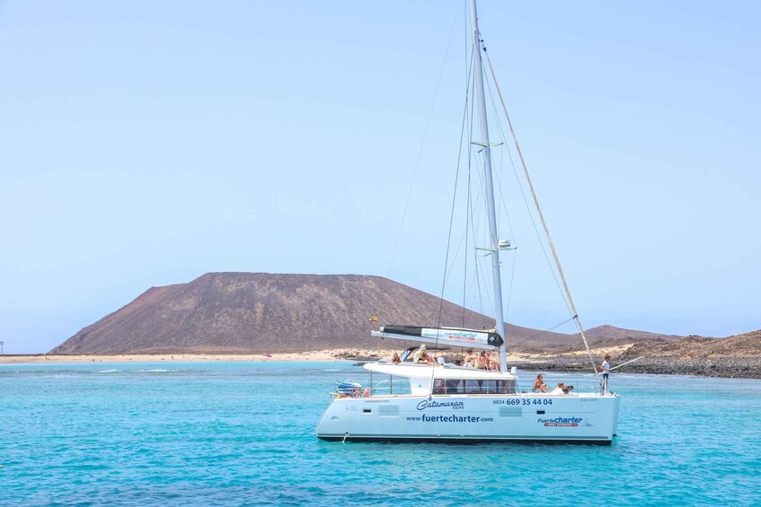 Picture 5 for Activity From Lanzarote: Lobos Island and Fuerteventura Day Cruise